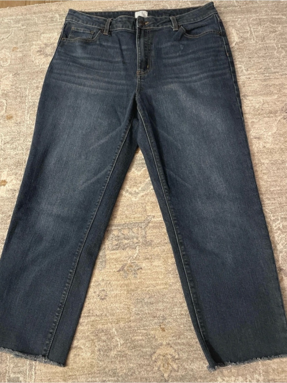 Time & Tru dark wash cropped jeans size 14